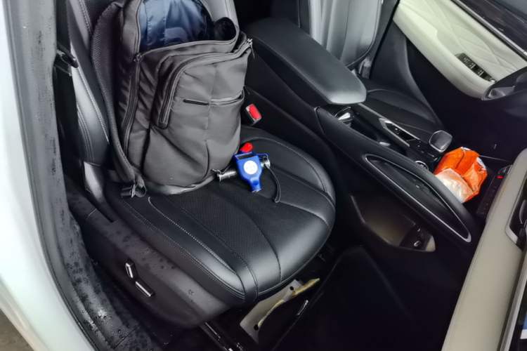 Used Geely Auto Monjaro L 2023 2.0TD High-Power Automatic Two-Wheel Drive Flagship Version Right Front Seat