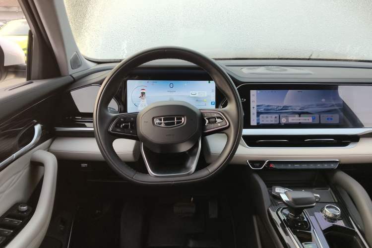 Used Geely Auto Monjaro L 2023 2.0TD High-Power Automatic Two-Wheel Drive Flagship Version Steering Wheel