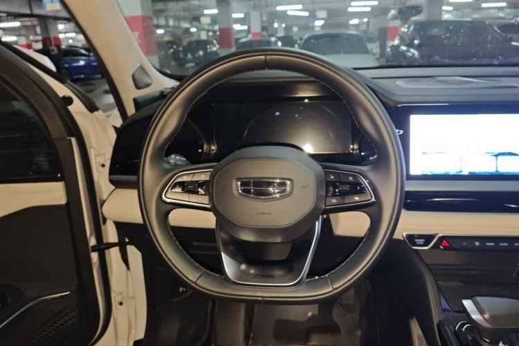 Used Geely Auto Monjaro L 2023 2.0TD High-Power Automatic Two-Wheel Drive Flagship Version Steering Wheel
