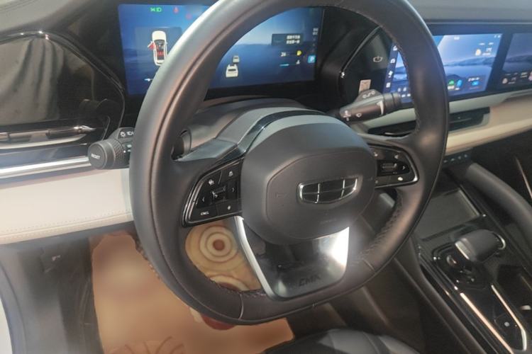 Used Geely Auto Monjaro L 2023 2.0TD High-Power Automatic Two-Wheel Drive Flagship Version Steering Wheel