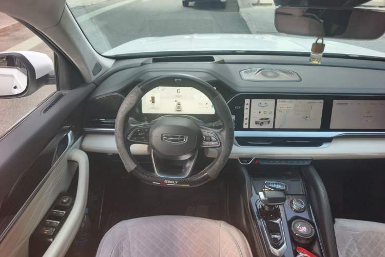 Used Geely Auto Monjaro L 2023 2.0TD High-Power Automatic Two-Wheel Drive Flagship Version Steering Wheel