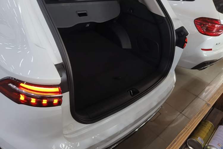 Used Geely Auto Monjaro L 2023 2.0TD High-Power Automatic Two-Wheel Drive Flagship Version Trunk
