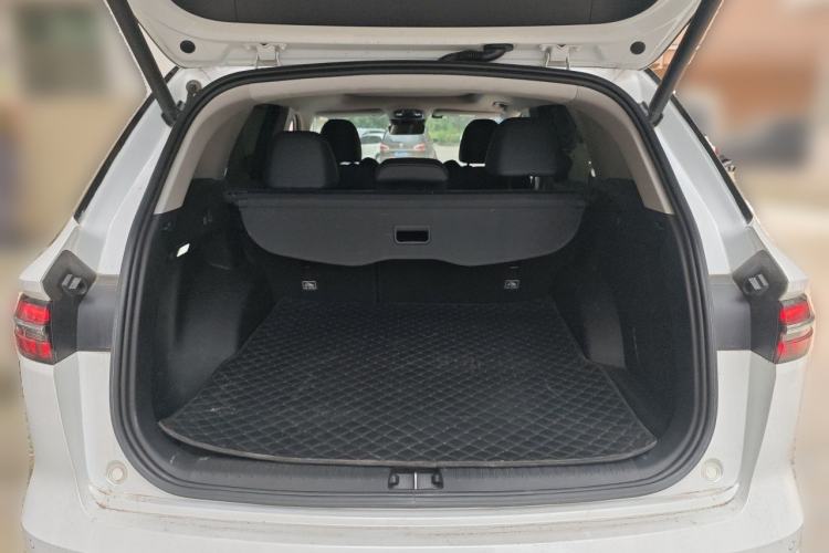 Used Geely Auto Monjaro L 2023 2.0TD High-Power Automatic Two-Wheel Drive Flagship Version Trunk