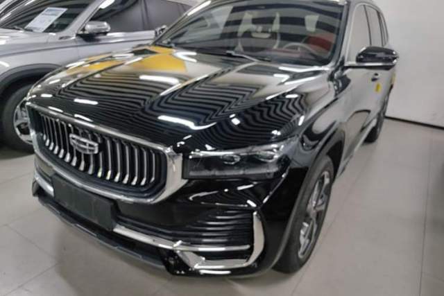 Ojetý Geely Auto Monjaro L 2024 2.0TD High-Power Automatic Two-Wheel Drive Yunqi Version