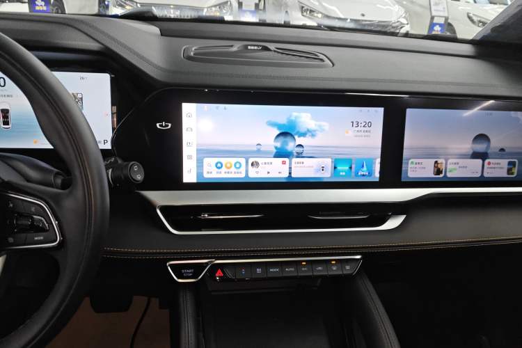 Used Geely Auto Monjaro L 2024 2.0TD DCT EVO Two-Wheel Drive Long-Range Version Audio And AC Panel