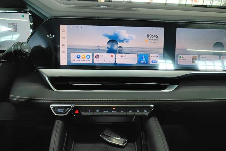 Used Geely Auto Monjaro L 2024 2.0TD DCT EVO Two-Wheel Drive Long-Range Version Audio And AC Panel