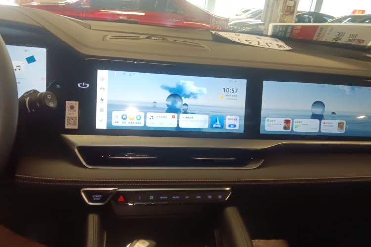 Used Geely Auto Monjaro L 2024 2.0TD DCT EVO Two-Wheel Drive Long-Range Version Audio And AC Panel