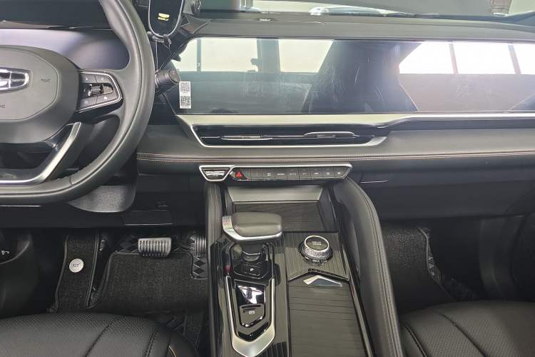 Used Geely Auto Monjaro L 2024 2.0TD DCT EVO Two-Wheel Drive Long-Range Version Audio And AC Panel