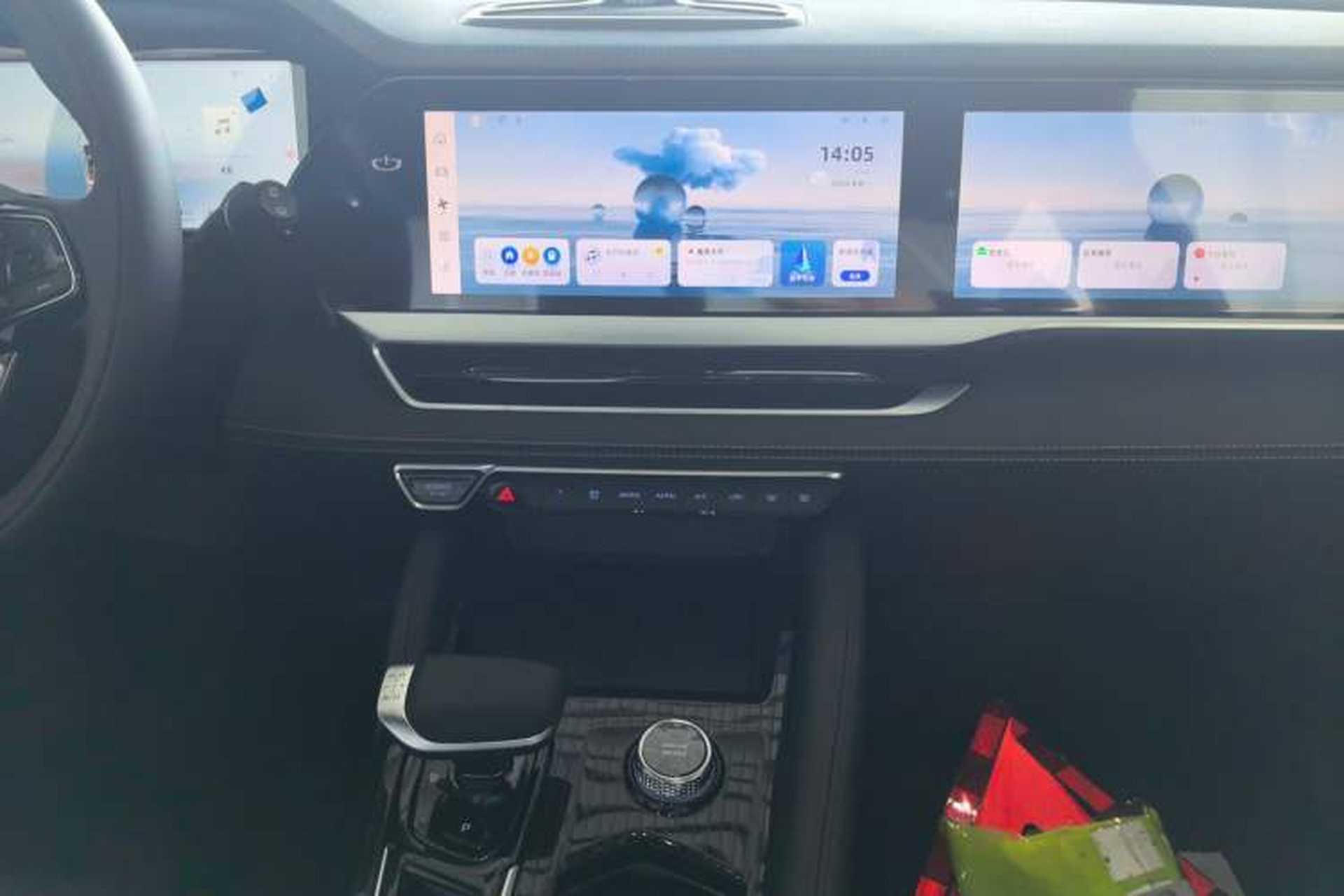 Used Geely Auto Monjaro L 2024 2.0TD DCT EVO Two-Wheel Drive Long-Range Version Audio And AC Panel