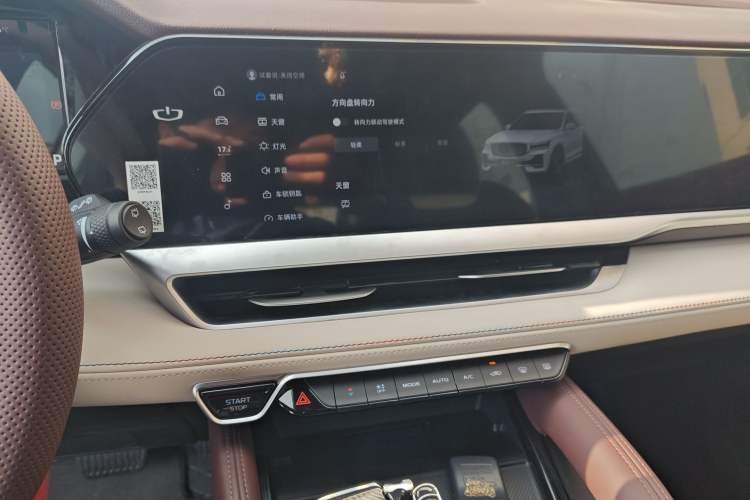 Used Geely Auto Monjaro L 2024 2.0TD High-Power Automatic Two-Wheel Drive Yunqi Version Audio And AC Panel