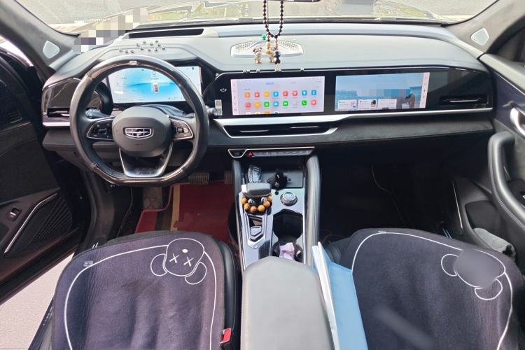 Used Geely Auto Monjaro L 2024 2.0TD High-Power Automatic Two-Wheel Drive Skyline Edition Center Console