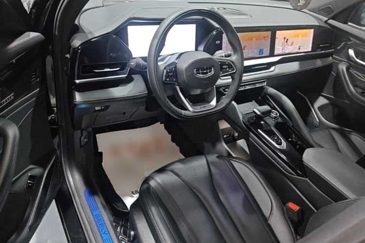 Used Geely Auto Monjaro L 2024 2.0TD DCT EVO Two-Wheel Drive Long-Range Version Center Console