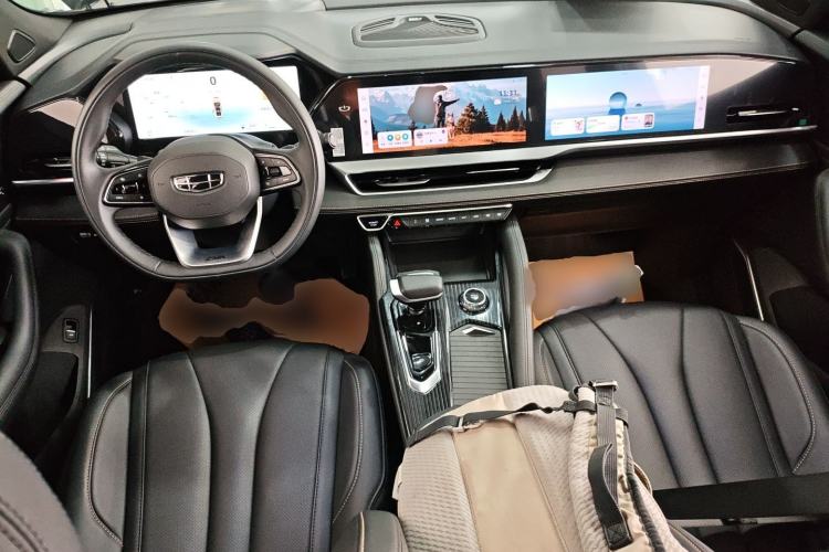 Used Geely Auto Monjaro L 2024 2.0TD DCT EVO Two-Wheel Drive Long-Range Version Center Console