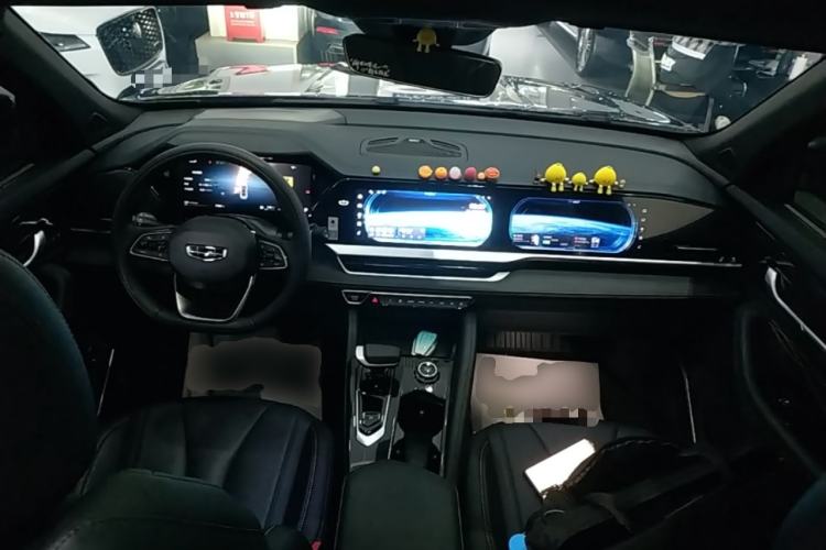 Used Geely Auto Monjaro L 2024 2.0TD DCT EVO Two-Wheel Drive Long-Range Version Center Console