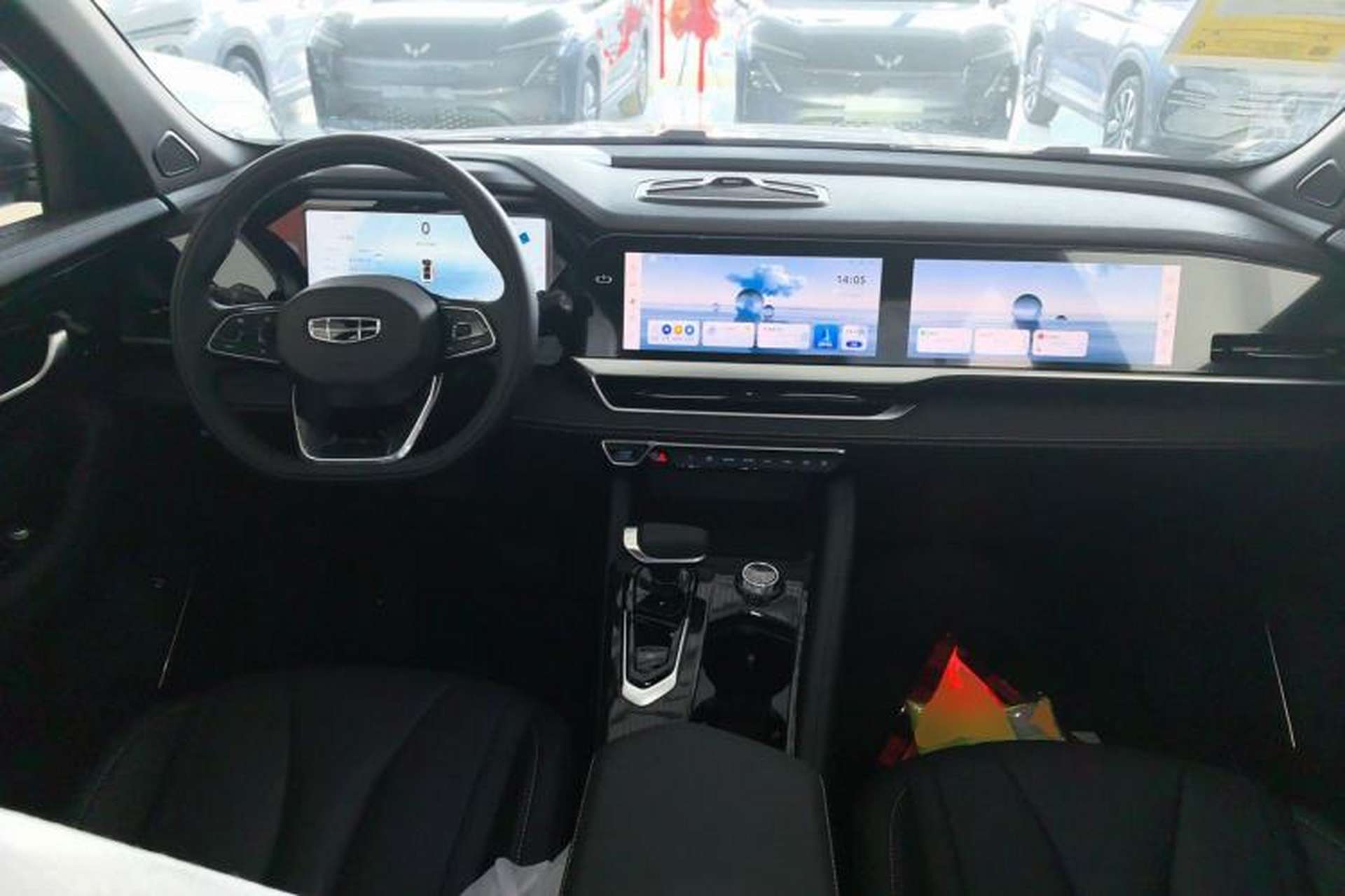 Used Geely Auto Monjaro L 2024 2.0TD DCT EVO Two-Wheel Drive Long-Range Version Center Console