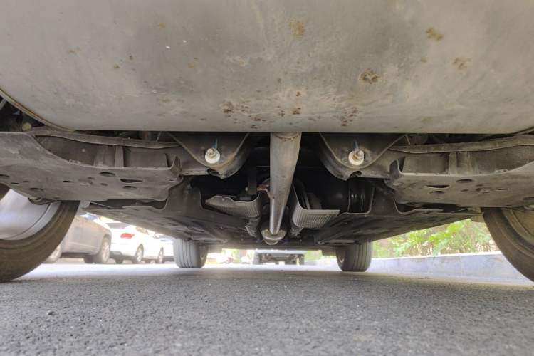 Used Geely Auto Monjaro L 2024 2.0TD DCT EVO Two-Wheel Drive Prestige Version Chassis Rear