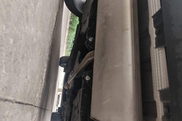 Used Geely Auto Monjaro L 2024 2.0TD High-Power Automatic Two-Wheel Drive Skyline Edition Chassis Rear