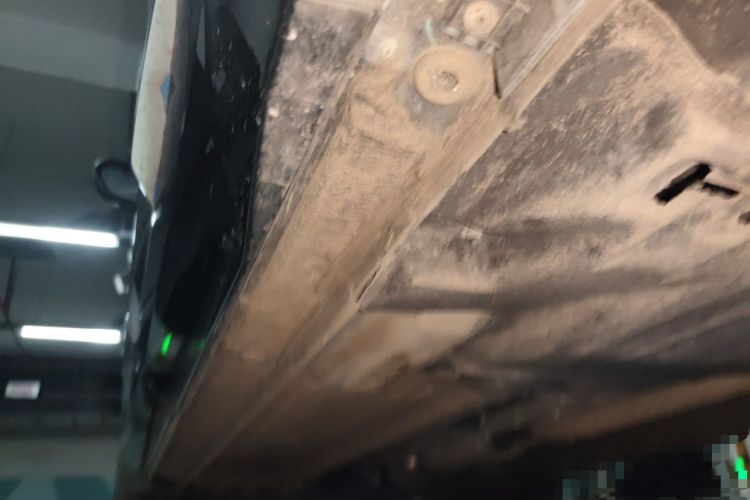 Used Geely Auto Monjaro L 2024 2.0TD DCT EVO Two-Wheel Drive Long-Range Version Chassis Rear Left