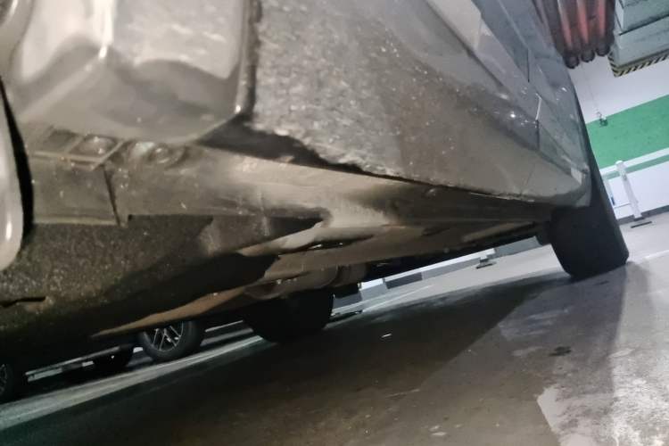 Used Geely Auto Monjaro L 2024 2.0TD DCT EVO Two-Wheel Drive Long-Range Version Chassis Rear Right