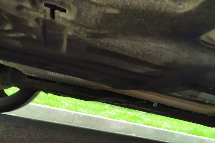 Used Geely Auto Monjaro L 2024 2.0TD High-Power Automatic Two-Wheel Drive Skyline Edition Chassis Rear Right