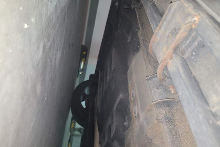 Used Geely Auto Monjaro L 2024 2.0TD DCT EVO Two-Wheel Drive Long-Range Version Chassis Rear Right