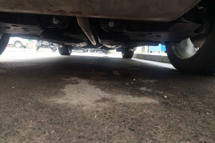 Used Geely Auto Monjaro L 2024 2.0TD High-Power Automatic Two-Wheel Drive Skyline Edition Chassis Rear