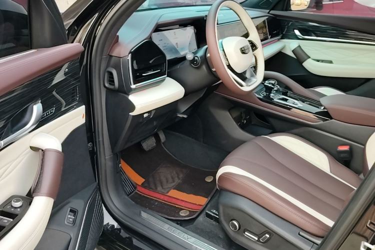 Used Geely Auto Monjaro L 2024 2.0TD High-Power Automatic Two-Wheel Drive Yunqi Version Driver Seat