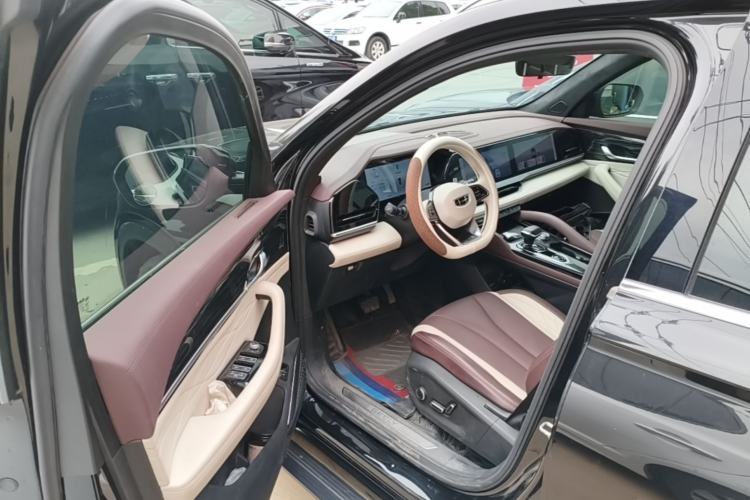 Used Geely Auto Monjaro L 2024 2.0TD High-Power Automatic Two-Wheel Drive Yunqi Version Driver Seat