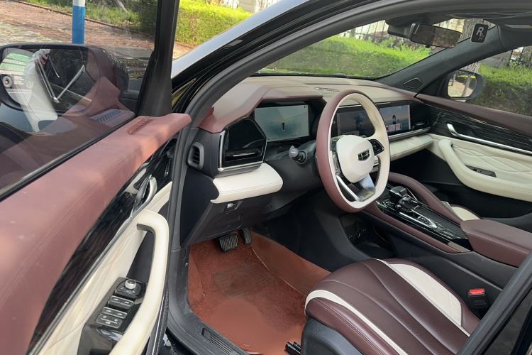 Used Geely Auto Monjaro L 2024 2.0TD High-Power Automatic Two-Wheel Drive Yunqi Version Driver Seat
