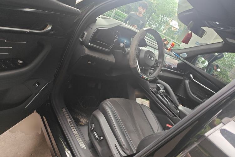 Used Geely Auto Monjaro L 2024 2.0TD High-Power Automatic Two-Wheel Drive Skyline Edition Driver Seat