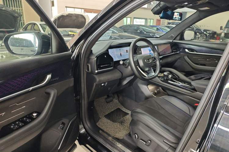 Used Geely Auto Monjaro L 2024 2.0TD High-Power Automatic Two-Wheel Drive Yunqi Version Driver Seat