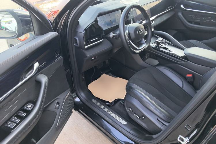Used Geely Auto Monjaro L 2024 2.0TD High-Power Automatic Two-Wheel Drive Skyline Edition Driver Seat