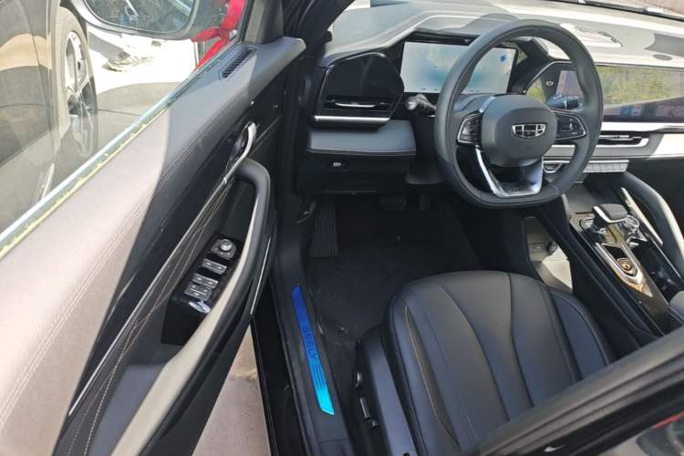 Used Geely Auto Monjaro L 2024 2.0TD DCT EVO Two-Wheel Drive Long-Range Version Driver Seat