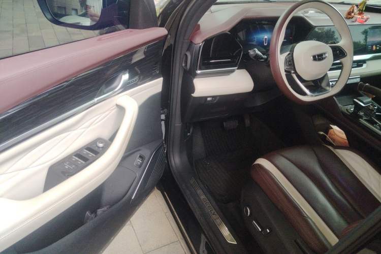 Used Geely Auto Monjaro L 2024 2.0TD High-Power Automatic Two-Wheel Drive Yunqi Version Driver Seat