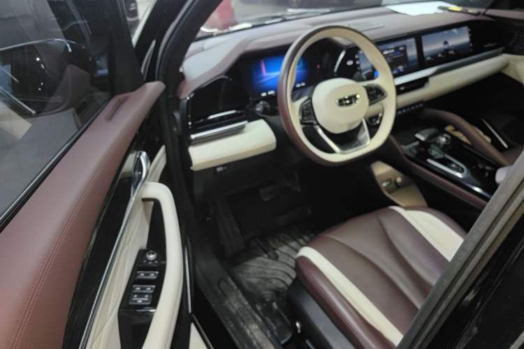 Used Geely Auto Monjaro L 2024 2.0TD High-Power Automatic Two-Wheel Drive Yunqi Version Driver Seat