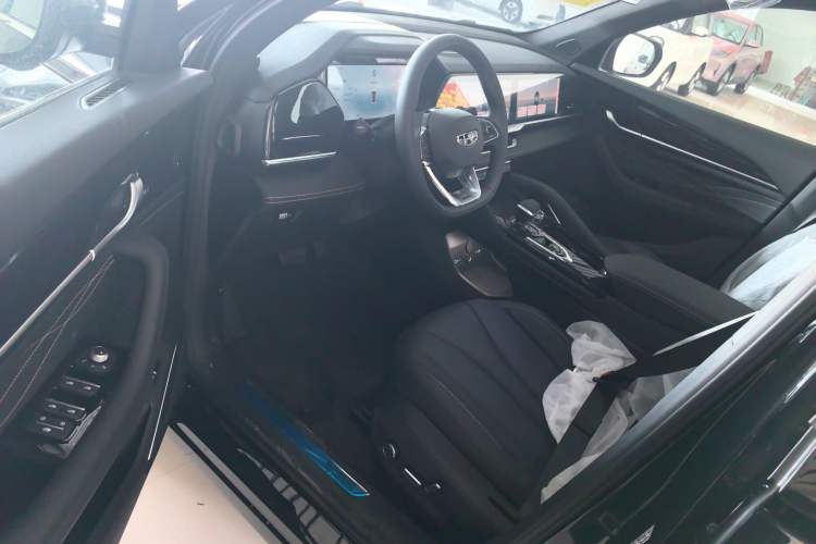 Used Geely Auto Monjaro L 2024 2.0TD DCT EVO Two-Wheel Drive Long-Range Version Driver Seat