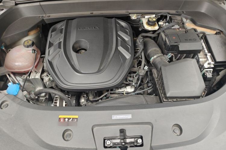 Used Geely Auto Monjaro L 2024 2.0TD High-Power Automatic Two-Wheel Drive Skyline Edition Engine Bay