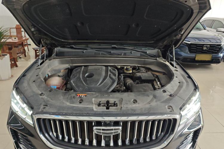 Used Geely Auto Monjaro L 2024 2.0TD High-Power Automatic Two-Wheel Drive Yunqi Version Engine Bay