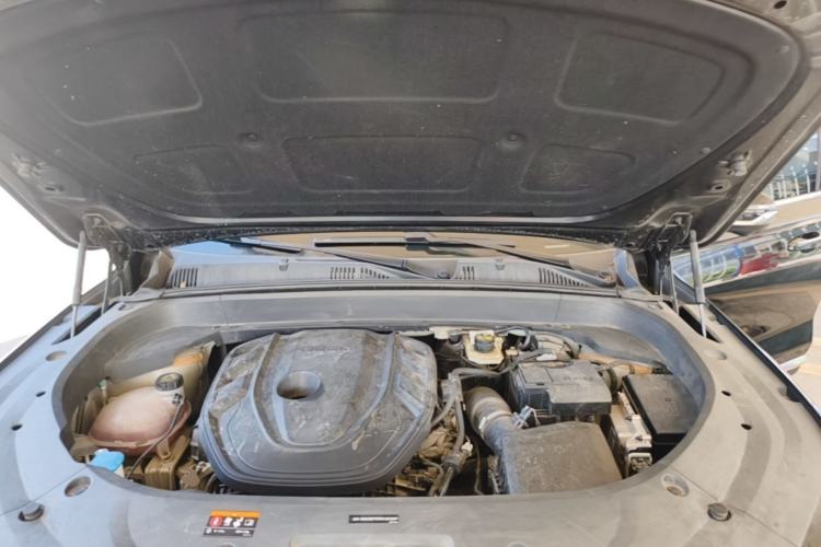 Used Geely Auto Monjaro L 2024 2.0TD High-Power Automatic Two-Wheel Drive Yunqi Version Engine Bay