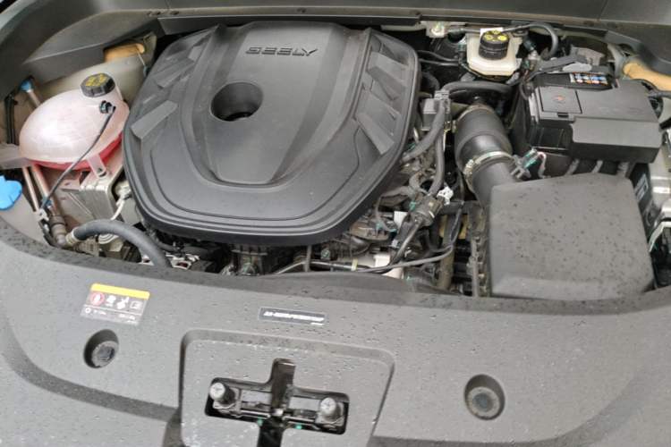 Used Geely Auto Monjaro L 2024 2.0TD DCT EVO Two-Wheel Drive Long-Range Version Engine Bay