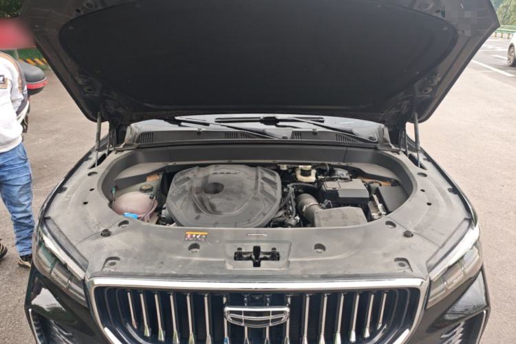 Used Geely Auto Monjaro L 2024 2.0TD High-Power Automatic Two-Wheel Drive Yunqi Version Engine Bay