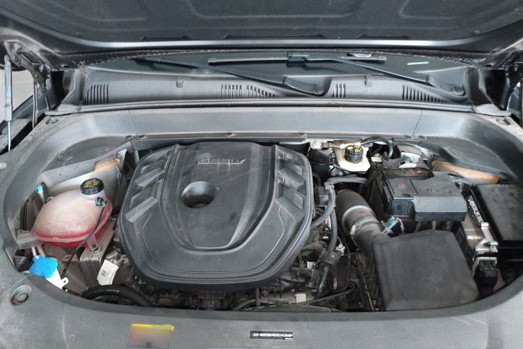Used Geely Auto Monjaro L 2024 2.0TD High-Power Automatic Two-Wheel Drive Yunqi Version Engine Bay