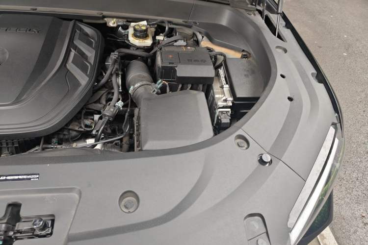 Used Geely Auto Monjaro L 2024 2.0TD High-Power Automatic Two-Wheel Drive Skyline Edition Engine Bay Left