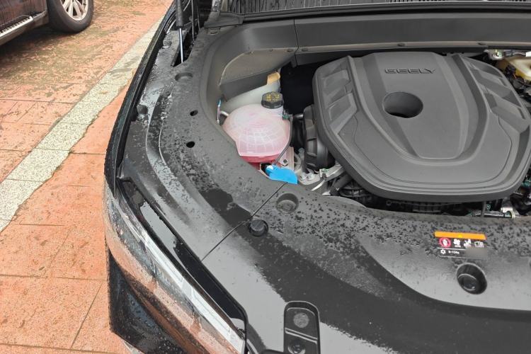 Used Geely Auto Monjaro L 2024 2.0TD DCT EVO Two-Wheel Drive Long-Range Version Engine Bay Right
