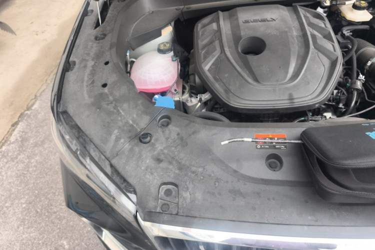 Used Geely Auto Monjaro L 2024 2.0TD DCT EVO Two-Wheel Drive Long-Range Version Engine Bay Right