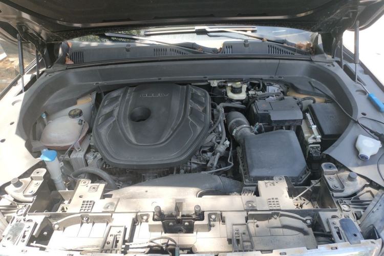 Used Geely Auto Monjaro L 2024 2.0TD High-Power Automatic Two-Wheel Drive Skyline Edition Engine Bay