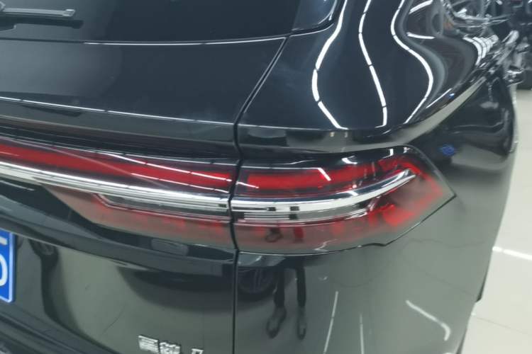 Used Geely Auto Monjaro L 2024 2.0TD High-Power Automatic Two-Wheel Drive Skyline Edition Exterior 3