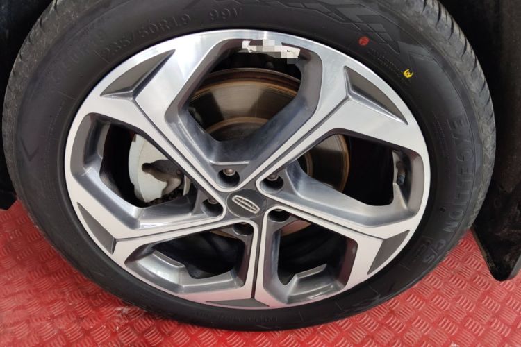 Used Geely Auto Monjaro L 2024 2.0TD DCT EVO Two-Wheel Drive Long-Range Version Exterior 4