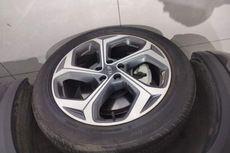 Used Geely Auto Monjaro L 2024 2.0TD High-Power Automatic Two-Wheel Drive Yunqi Version Exterior 4