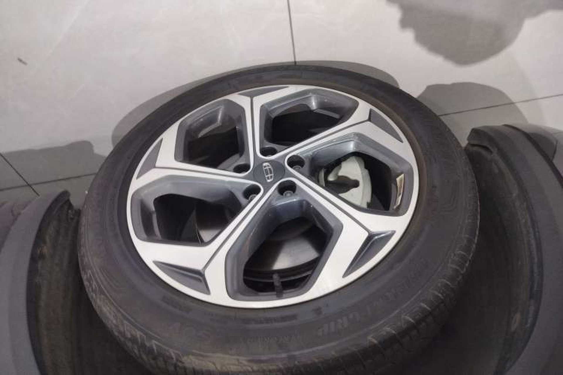 Used Geely Auto Monjaro L 2024 2.0TD High-Power Automatic Two-Wheel Drive Yunqi Version Exterior 4